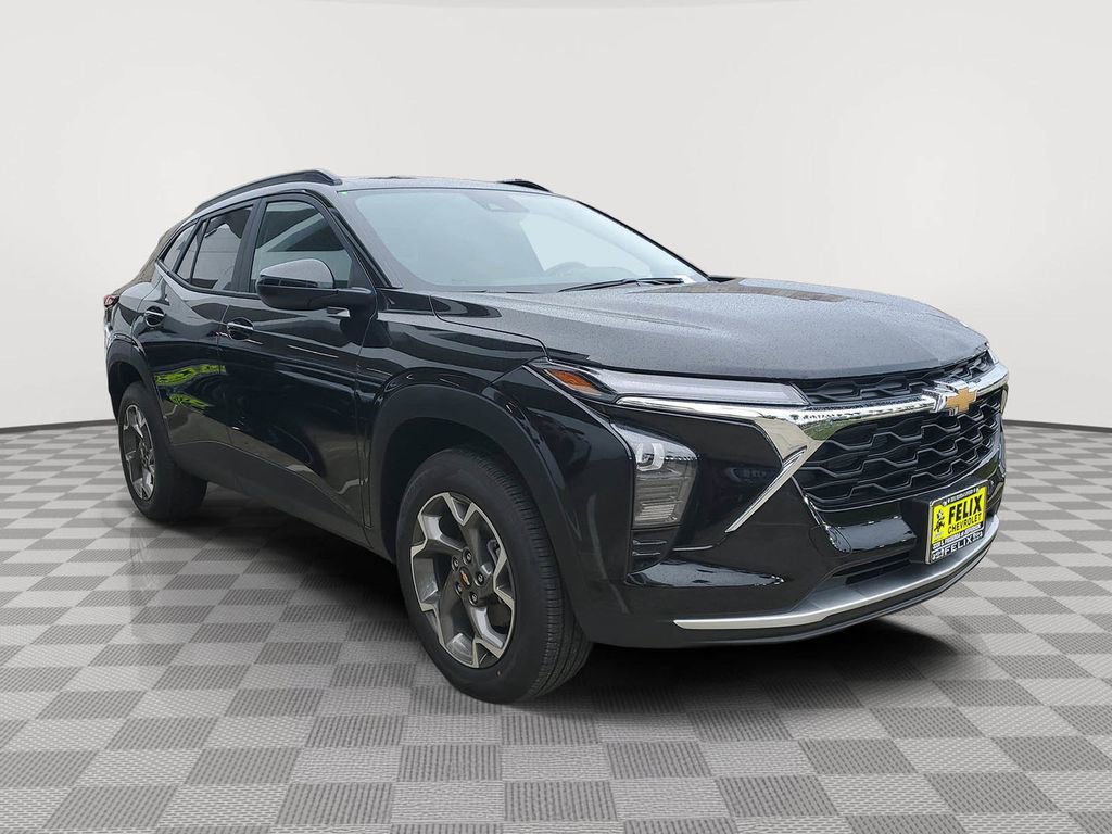 New 2026 Chevrolet Trax LT image 2