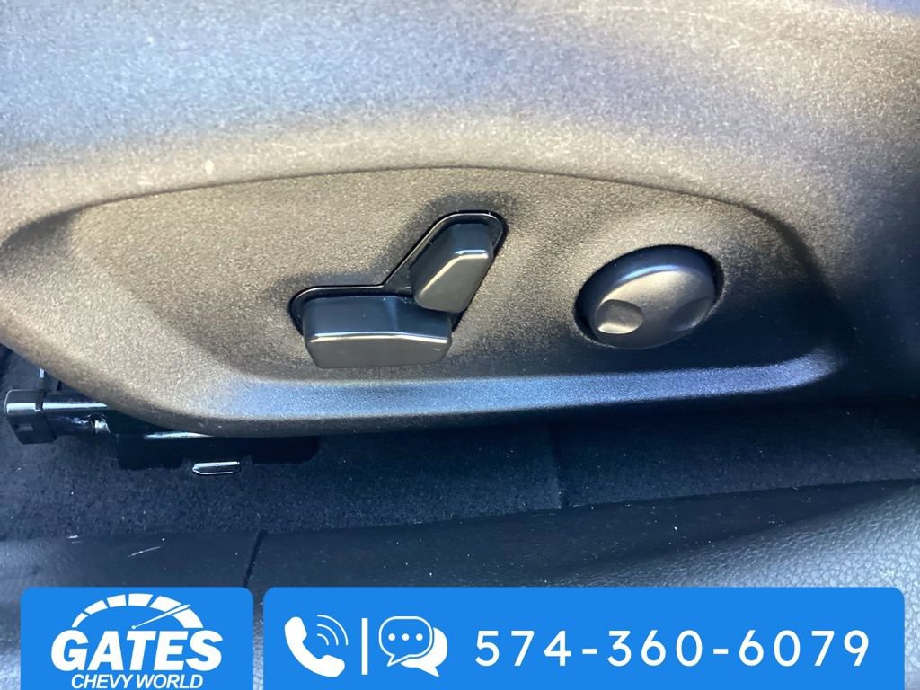 Used 2023 Jeep Renegade Altitude w/ Sun/Sound Group image 16