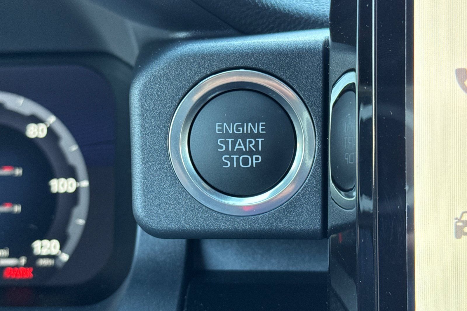 New 2025 Toyota 4Runner Limited image 24