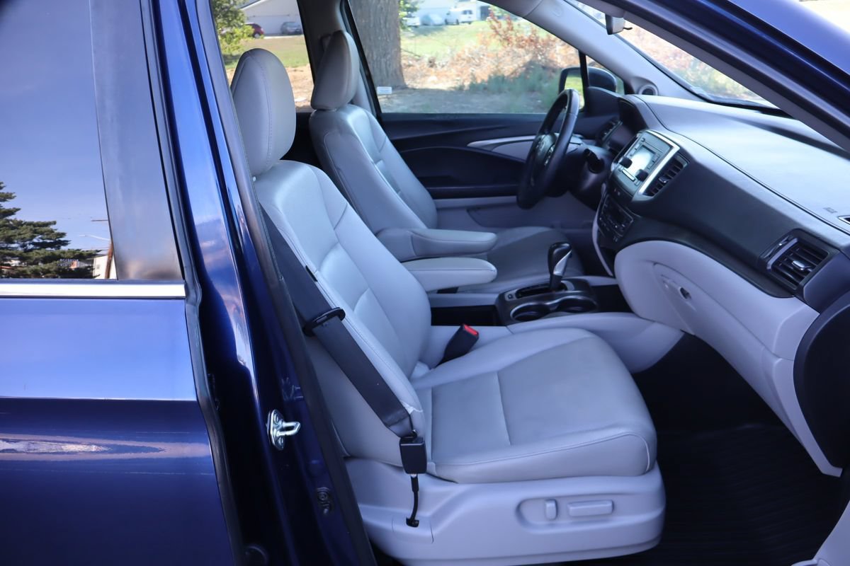 Used 2017 Honda Ridgeline RTL image 22
