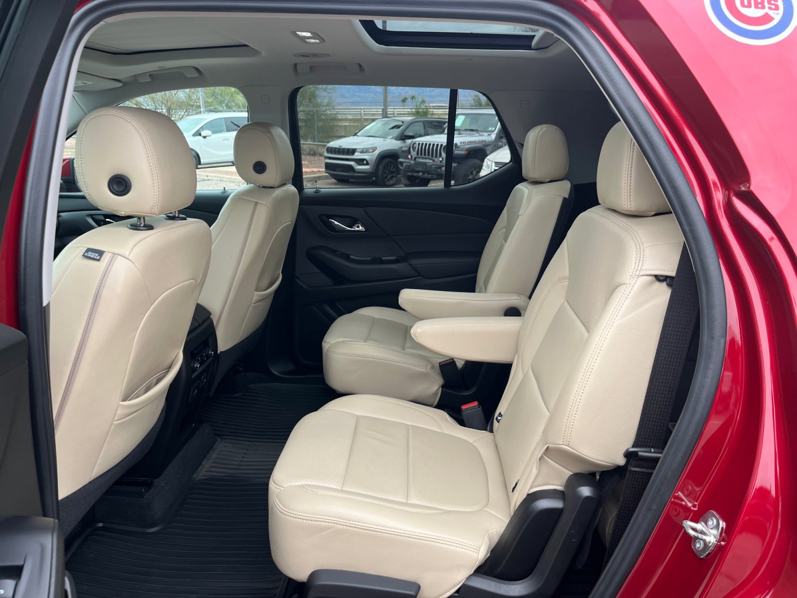 Used 2021 Chevrolet Traverse Premier w/ LPO, Cargo Package image 16