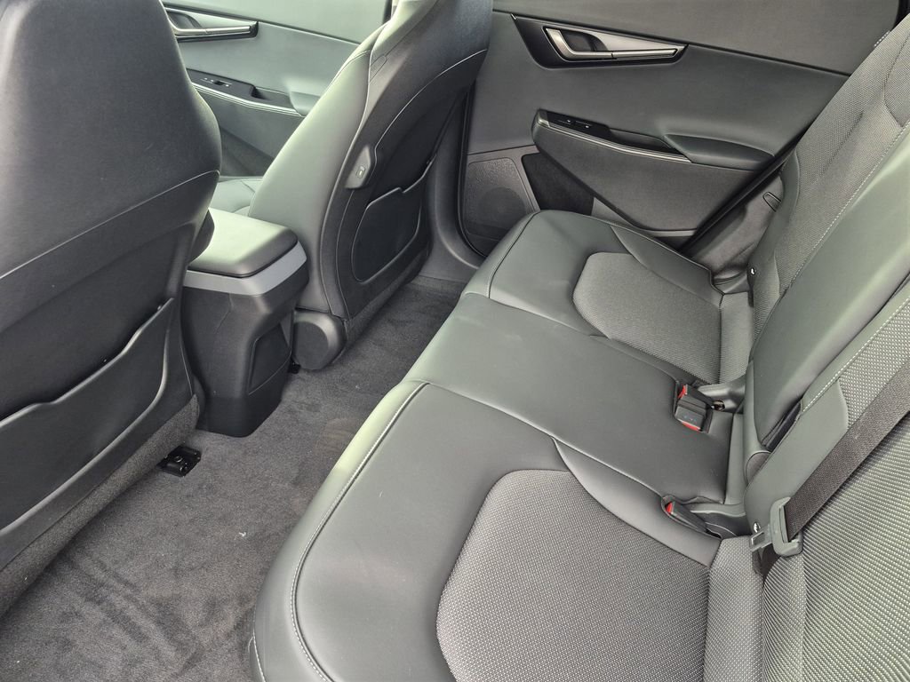 New 2025 Kia EV6 Light w/ Light LR Technology Package image 12