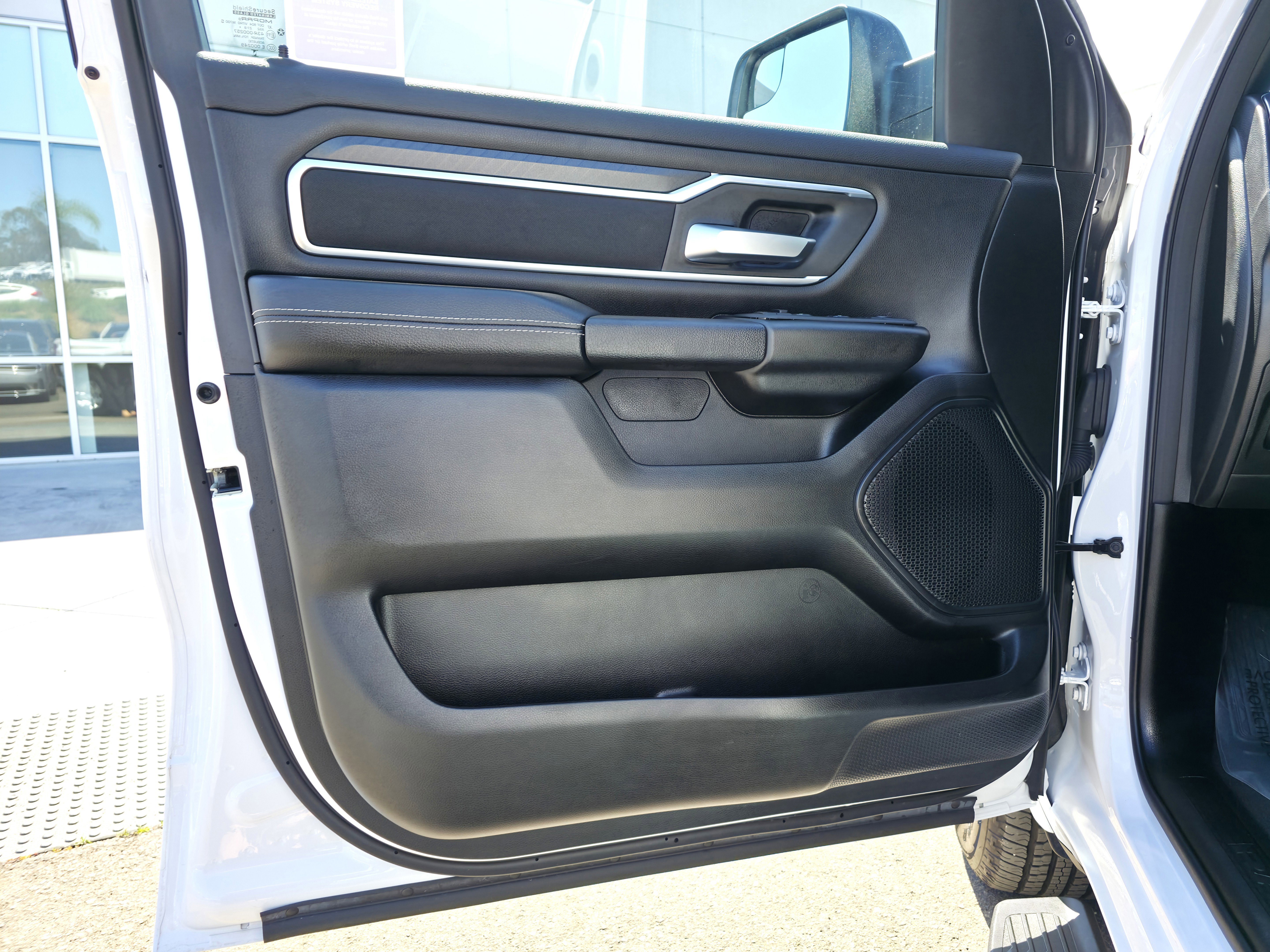 Certified 2025 RAM 1500 Big Horn image 9