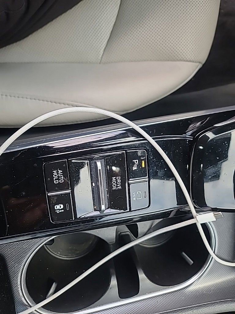 Used 2020 Hyundai Sonata Limited image 12