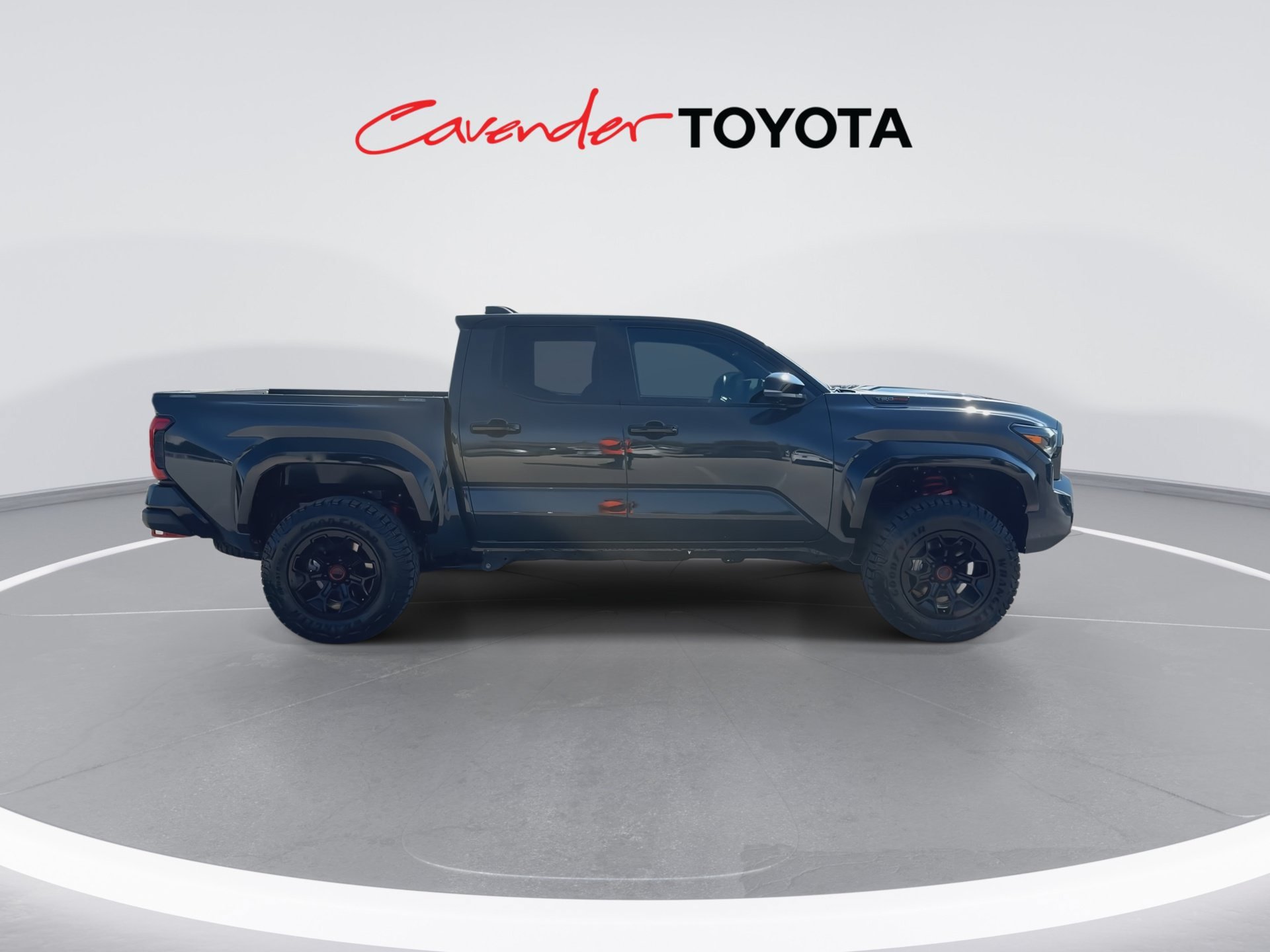 Certified 2025 Toyota Tacoma TRD Pro AWD/4WD image 9