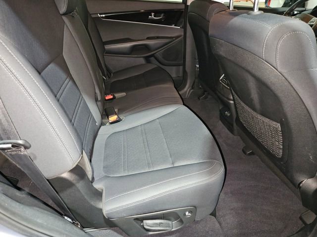 Used 2020 Kia Sorento L image 18