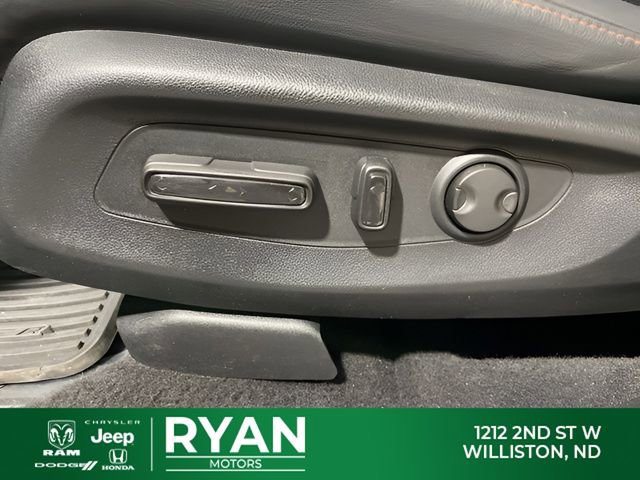 Used 2025 Honda CR-V Sport-L image 21