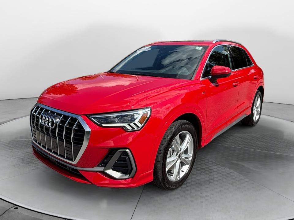 Used 2022 Audi Q3 2.0T Premium Plus AWD/4WD image 3
