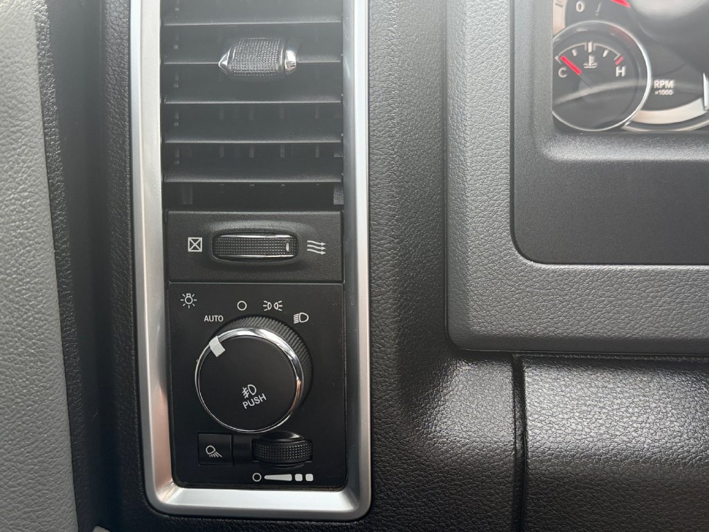 Used 2017 RAM 1500 Lone Star RWD image 23