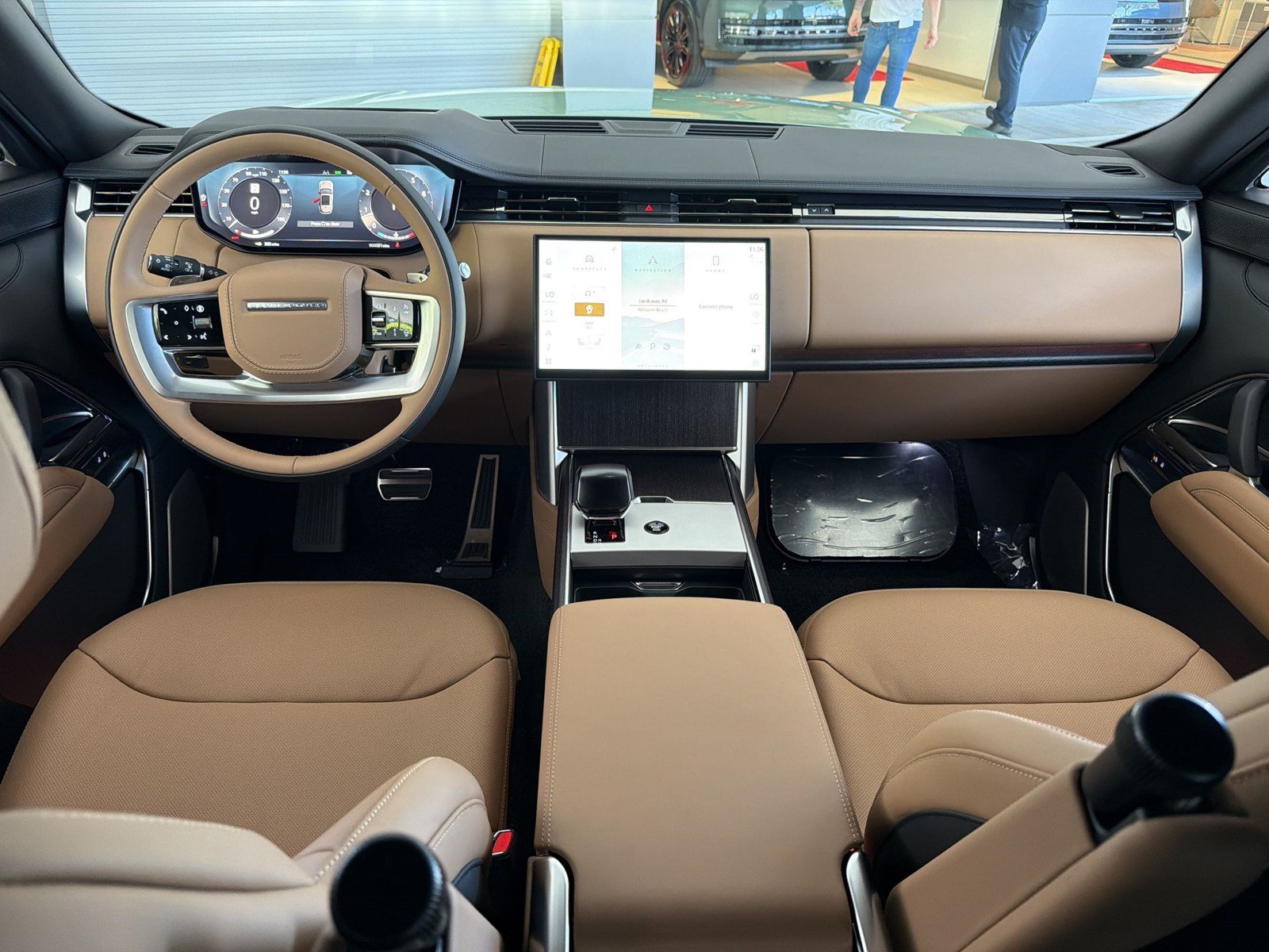 New 2026 Land Rover Range Rover SV AWD/4WD image 16