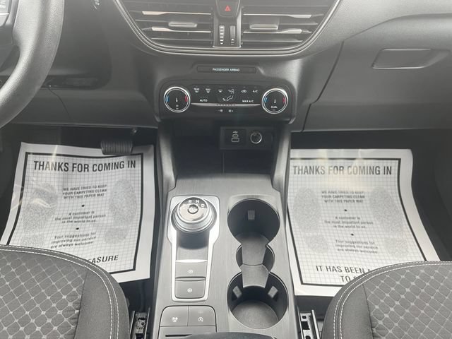 Used 2025 Ford Escape Active AWD/4WD image 11
