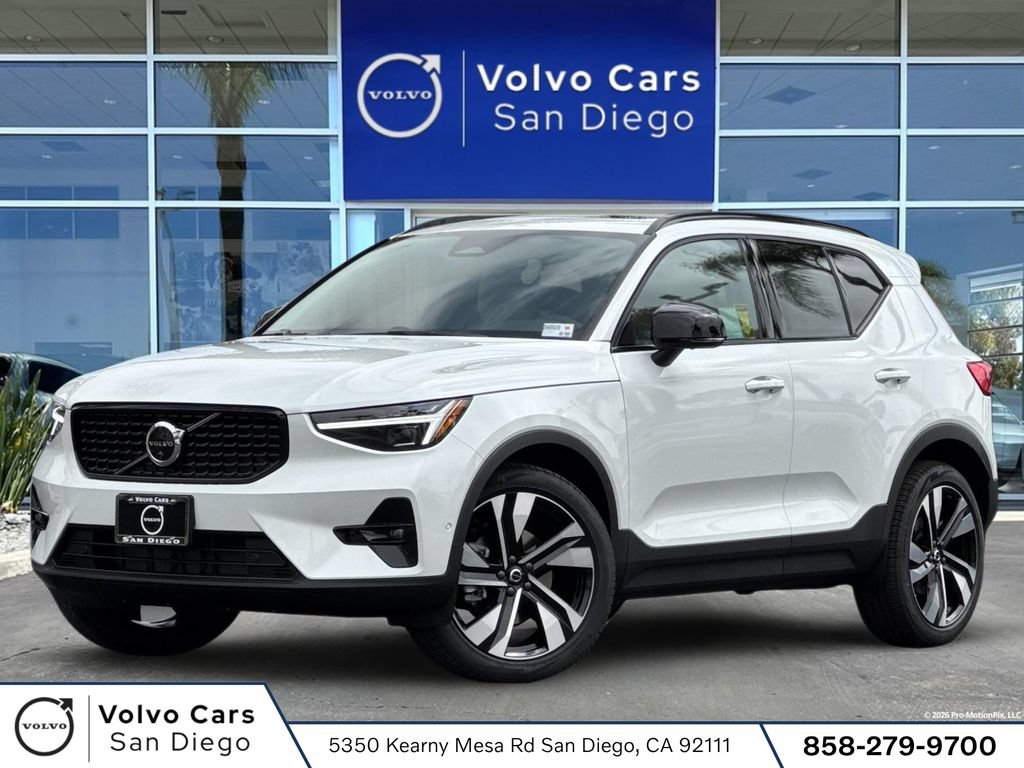 New 2026 Volvo XC40 B5 Ultra w/ Protection Package Premier AWD/4WD image 1