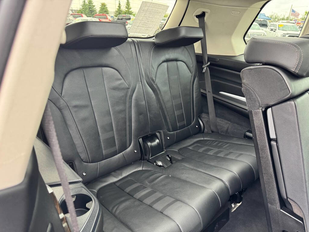 Used 2020 BMW X7 xDrive40i w/ Cold Weather Package image 57