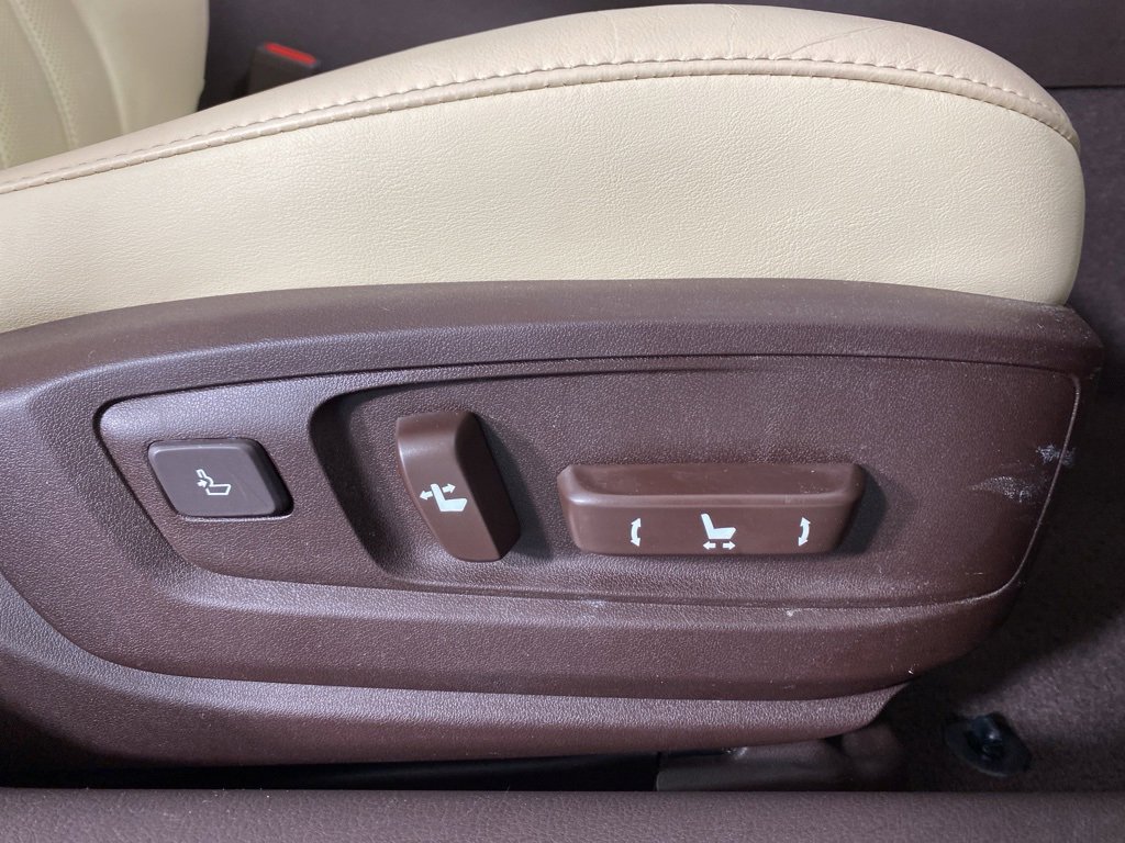 Used 2018 Lexus ES 300h image 27