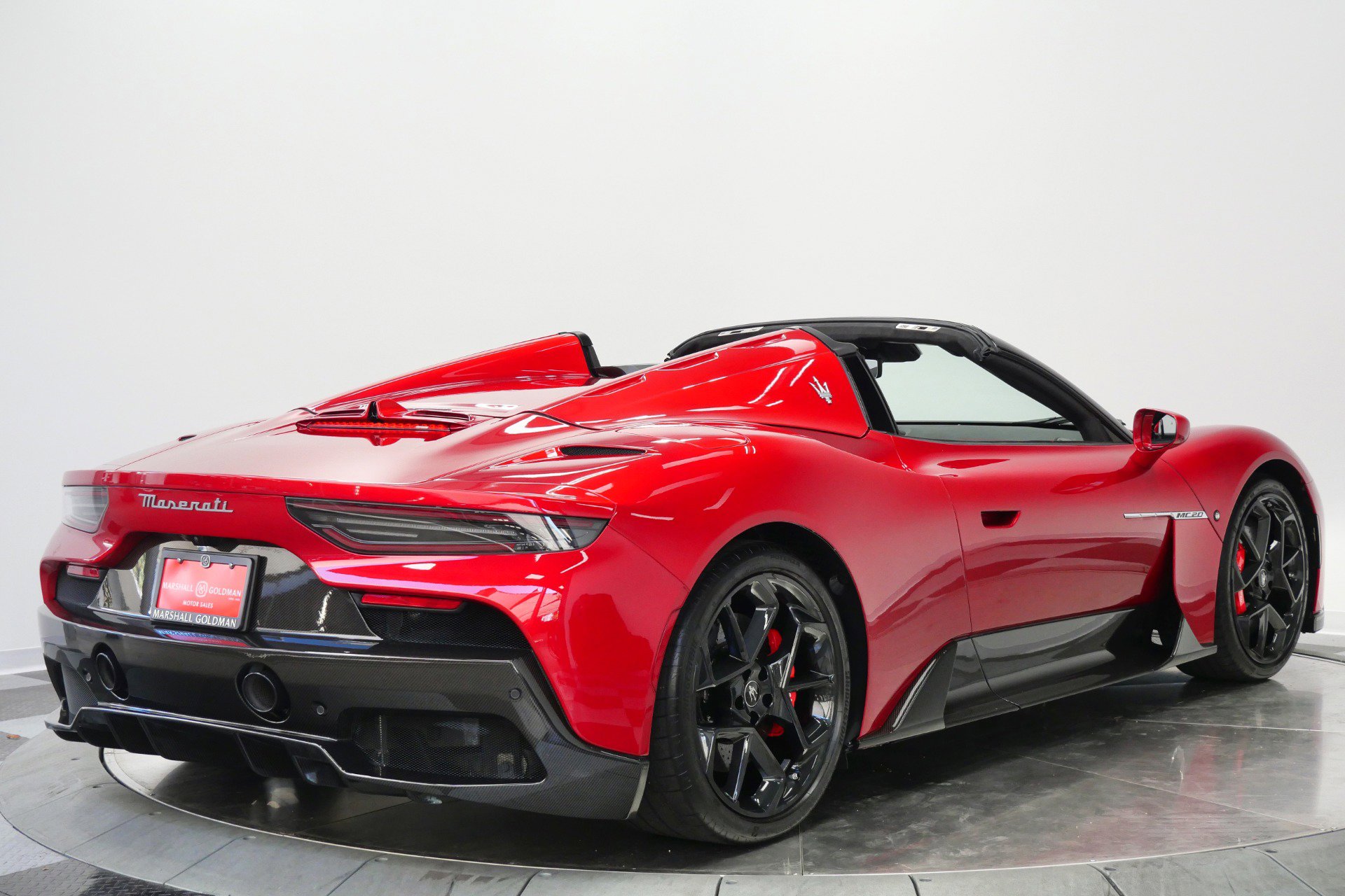 Used 2023 Maserati MC20 Spyder RWD image 9