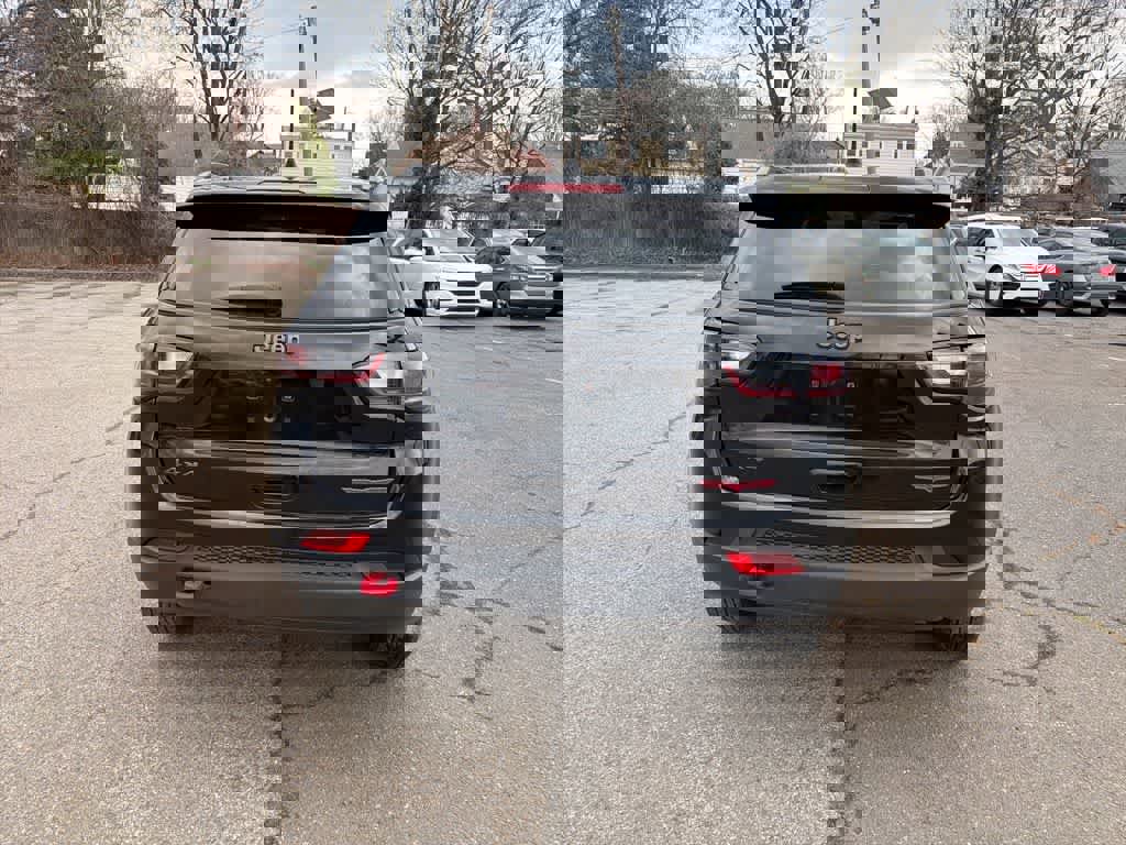 Used 2022 Jeep Compass Trailhawk w/ Trailhawk Elite Group image 13