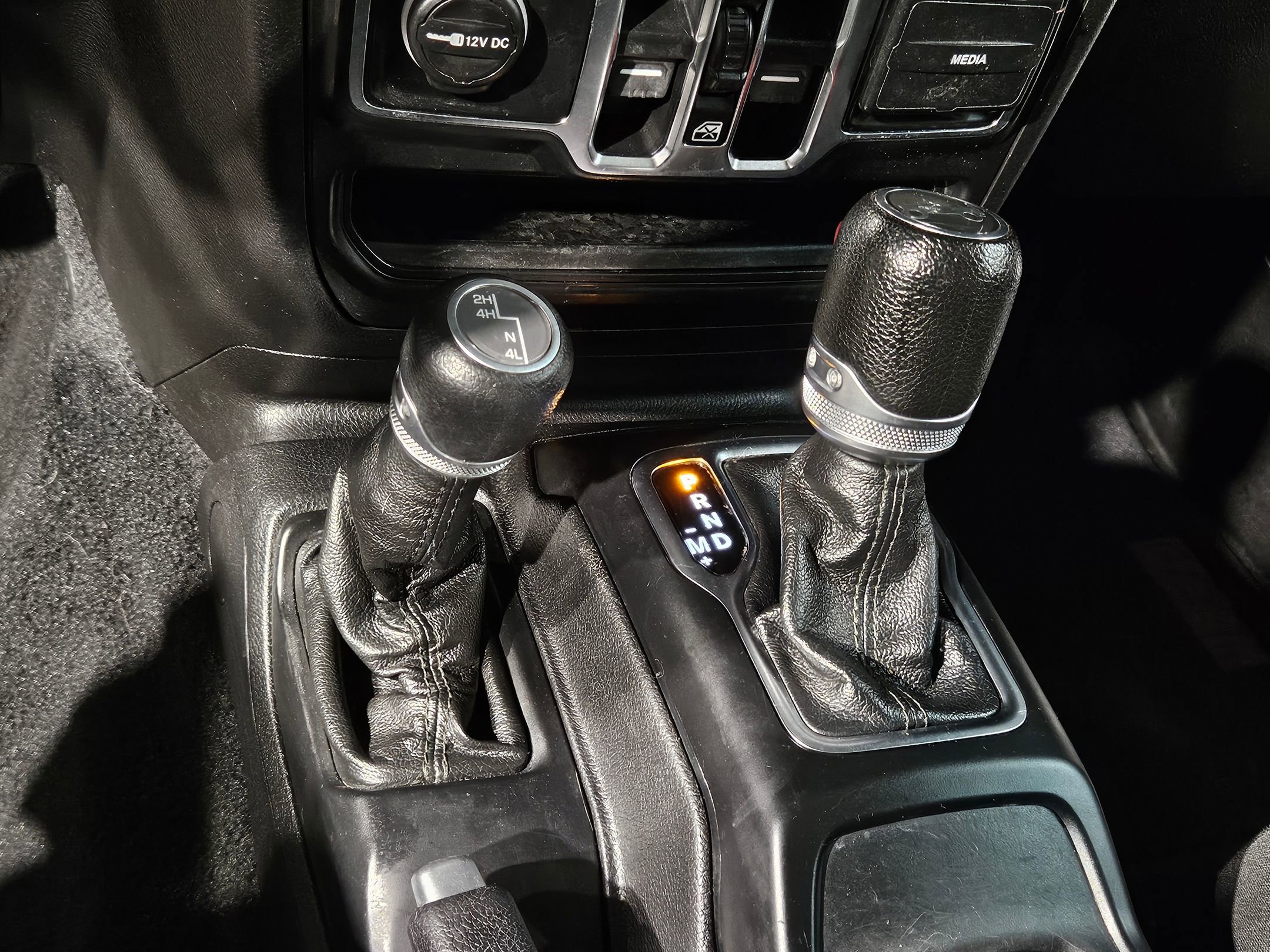 Used 2020 Jeep Wrangler Unlimited Sport S AWD/4WD image 32