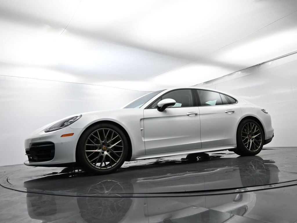 Certified 2023 Porsche Panamera Platinum Edition image 45