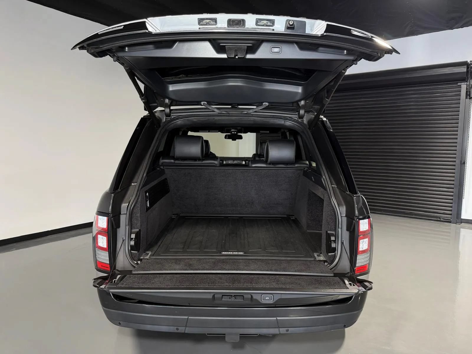 Used 2014 Land Rover Range Rover Autobiography AWD/4WD image 12