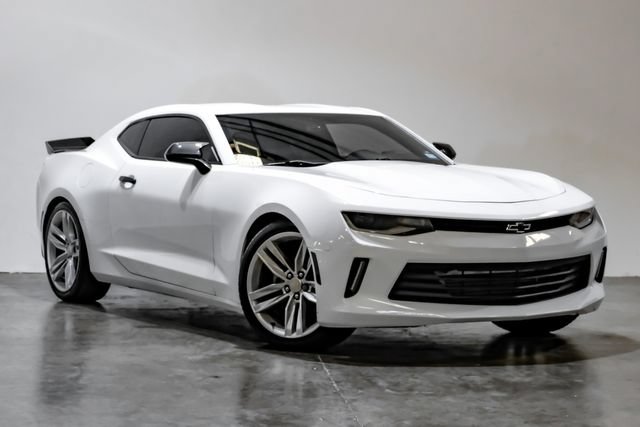 Used 2017 Chevrolet Camaro LT w/ RS Package RWD image 6