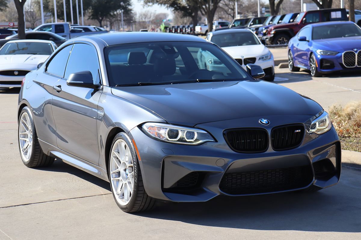 Used 2017 BMW M2 image 3