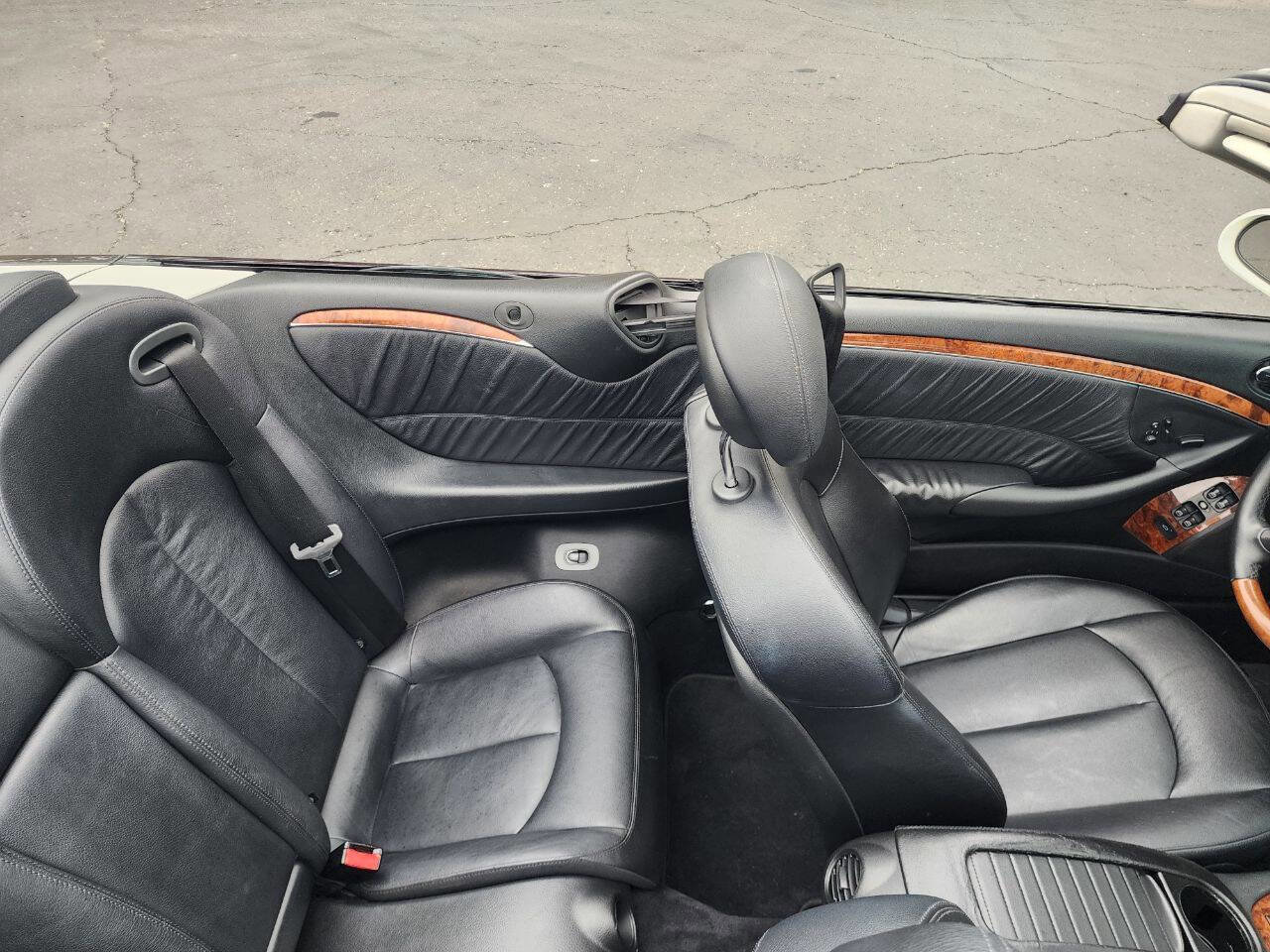 Used 2009 Mercedes-Benz CLK 350 Cabriolet image 31