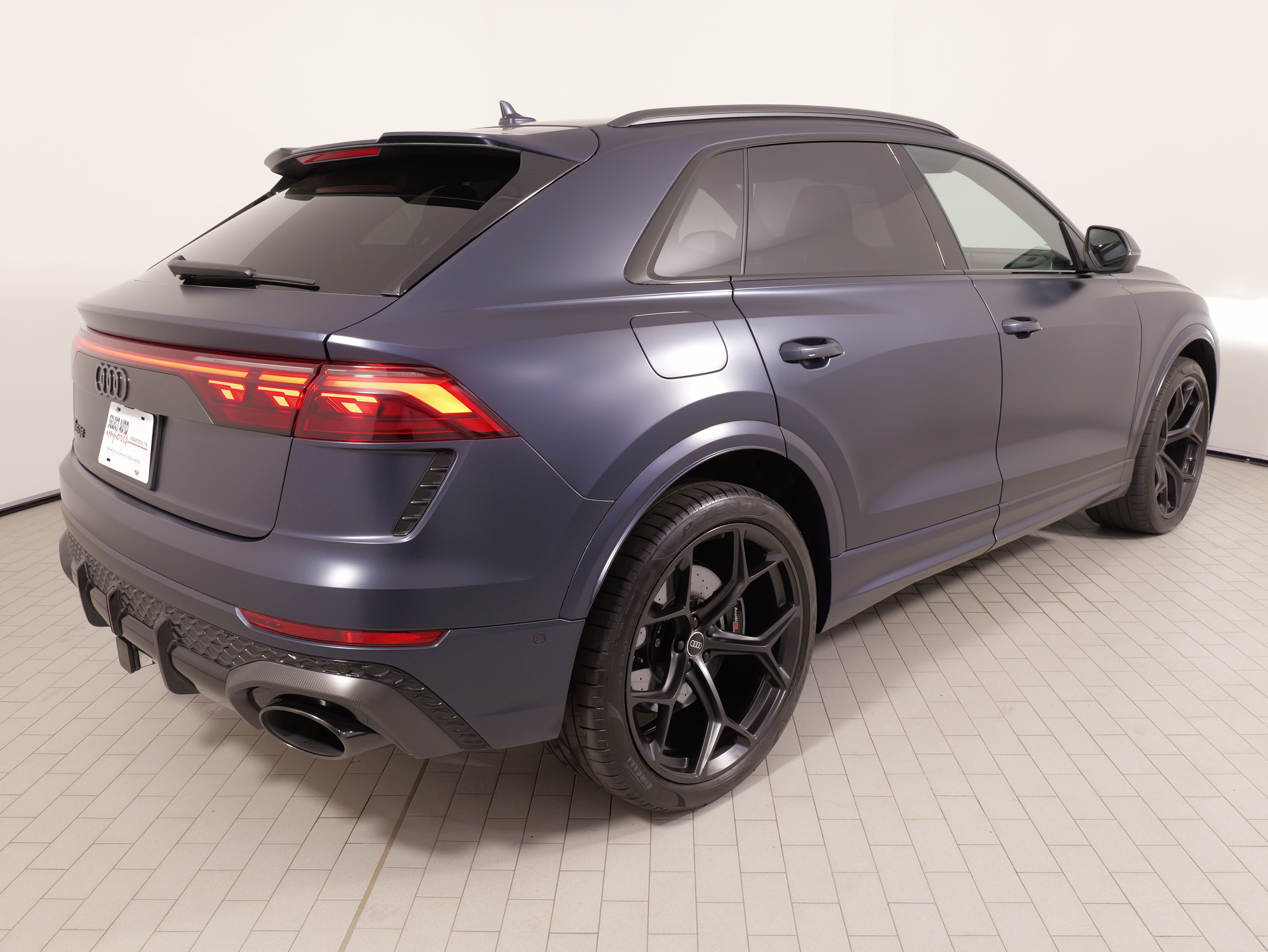 Used 2025 Audi RS Q8 performance AWD/4WD image 14