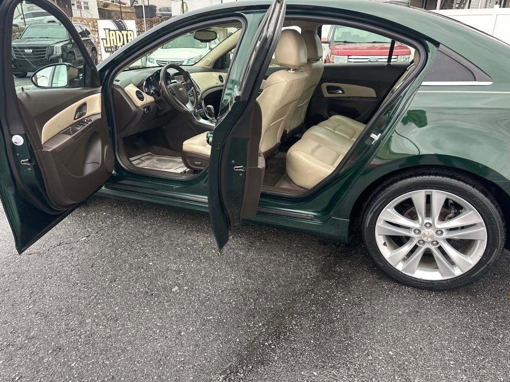 Used 2014 Chevrolet Cruze LTZ w/ RS Package FWD image 10