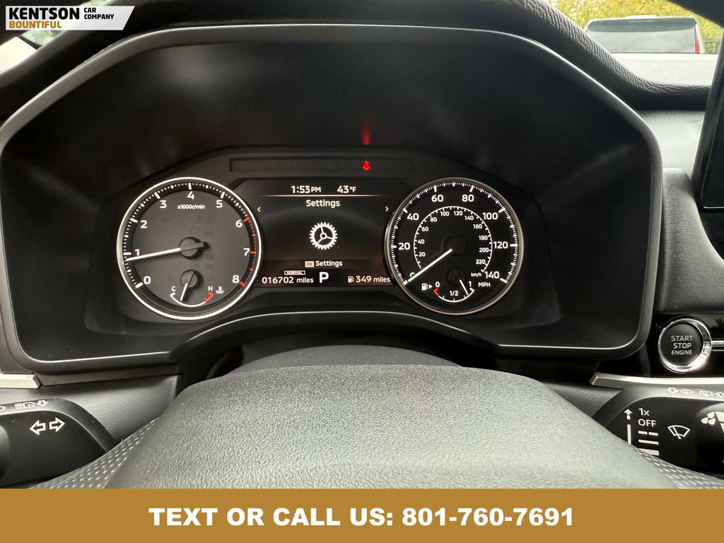 Used 2025 Mitsubishi Outlander ES image 16