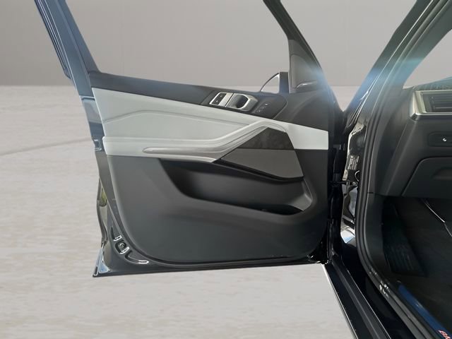 New 2026 BMW X5 xDrive40i w/ Premium Package AWD/4WD image 9