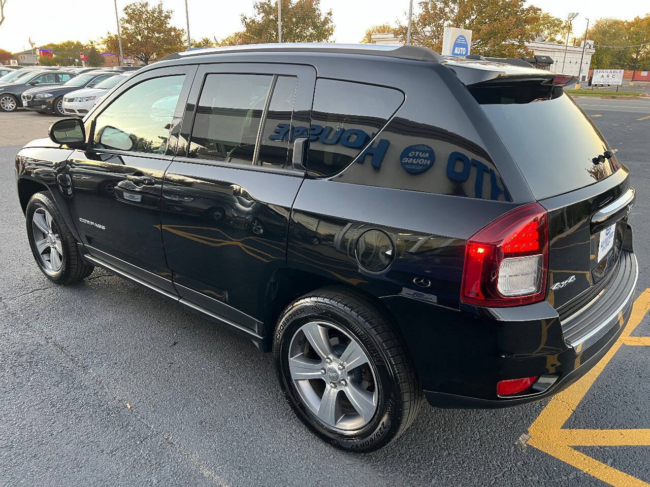 Used 2017 Jeep Compass High Altitude AWD/4WD image 12