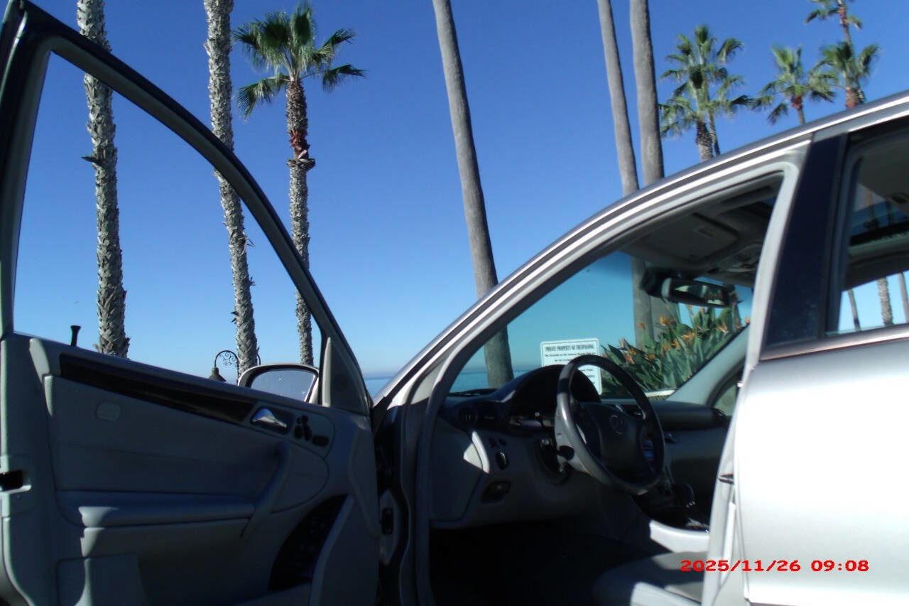 Used 2003 Mercedes-Benz C 320 C 320 4dr Sedan image 14