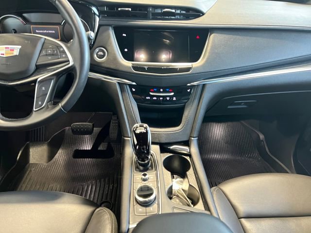 Certified 2023 Cadillac XT5 Premium Luxury w/ LPO, Floor Liner Package AWD/4WD image 9