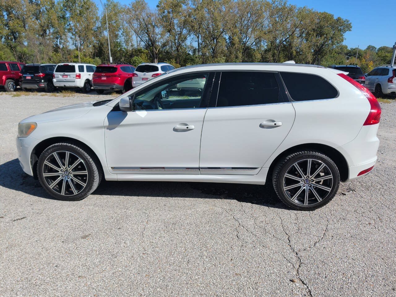 Used 2015 Volvo XC60 T5 AWD/4WD image 6