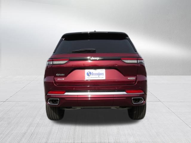New 2025 Jeep Grand Cherokee Summit image 4