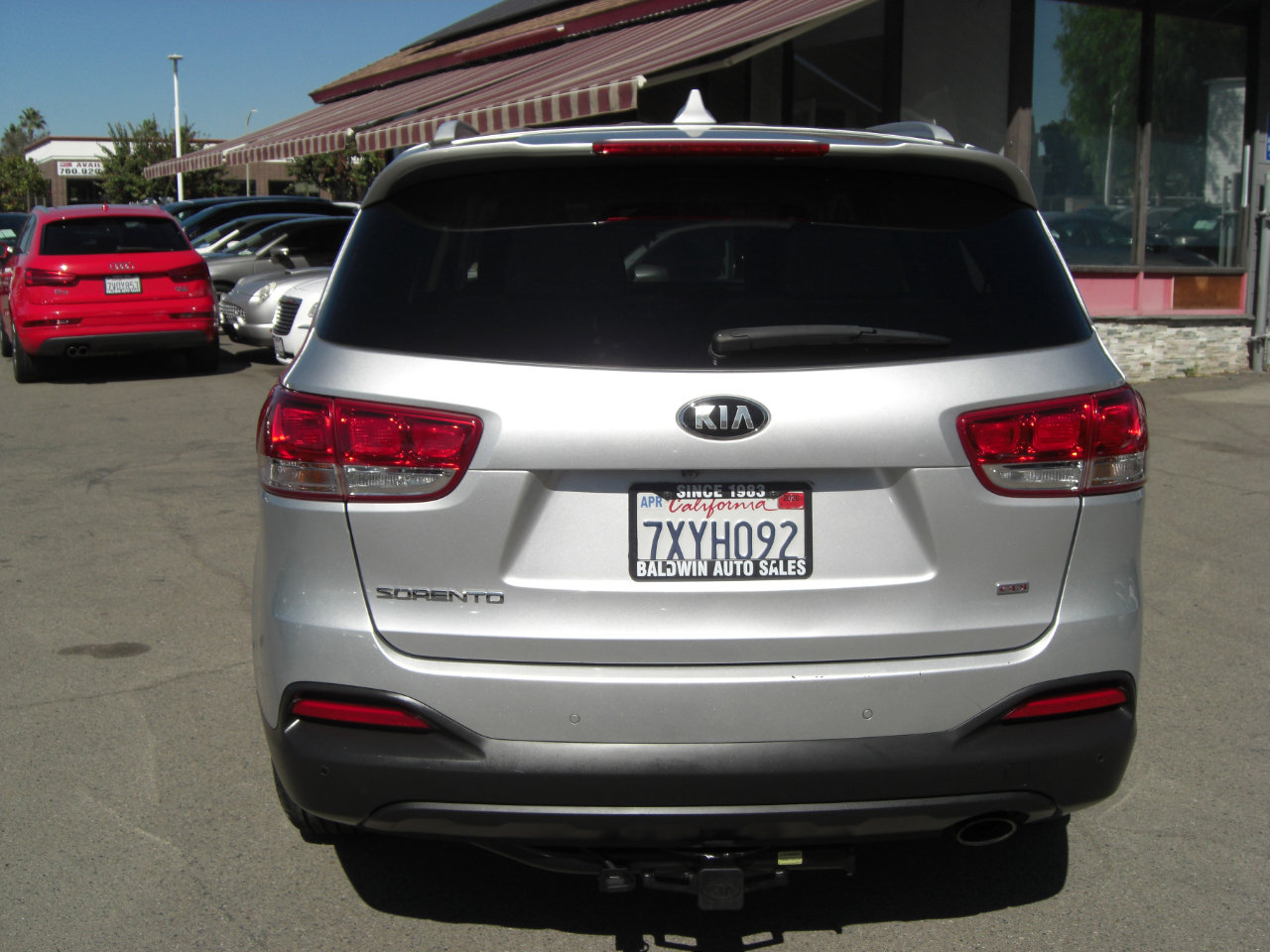 Used 2017 Kia Sorento LX w/ LX Convenience Package image 9