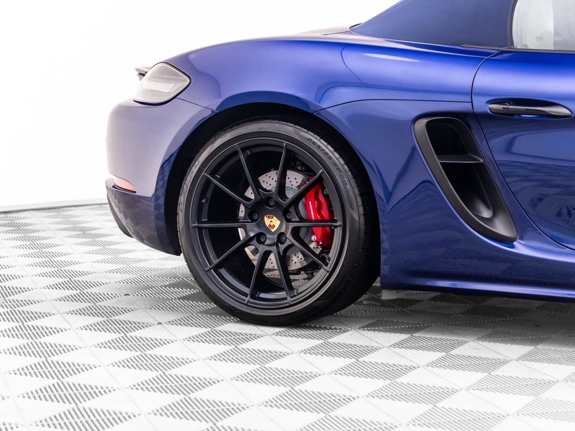 Certified 2023 Porsche 718 Boxster GTS RWD image 39