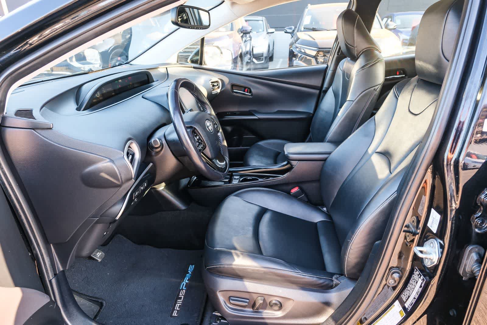 Certified 2020 Toyota Prius Prime Limited w/ Carpet Mat Package FWD image 20