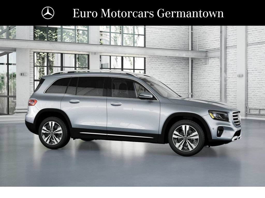 New 2026 Mercedes-Benz GLB 250 4MATIC image 14
