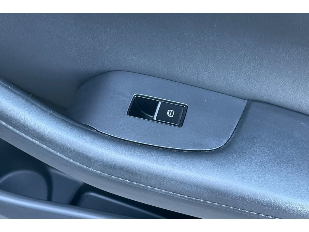 Certified 2022 MAZDA MAZDA3 s image 21