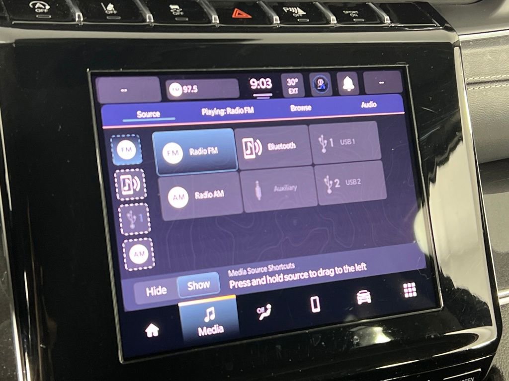 Used 2023 Jeep Grand Cherokee Laredo image 30