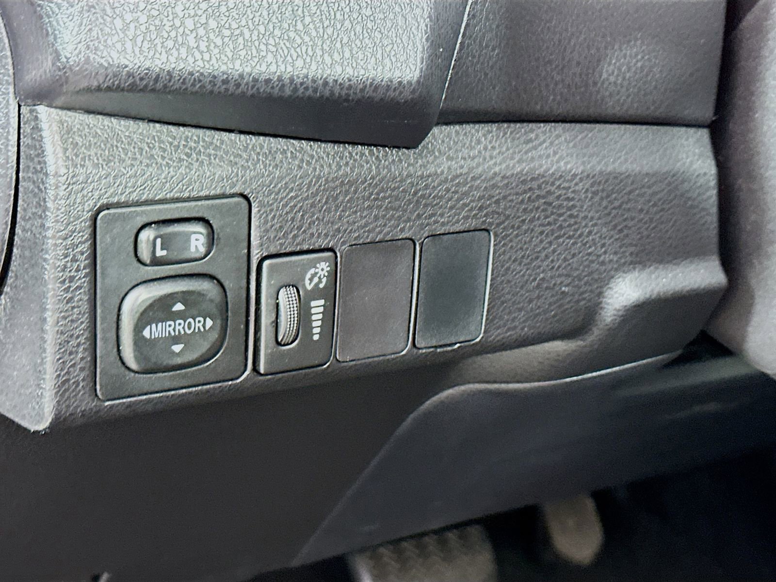 Used 2016 Toyota Corolla S w/ Body Protection Package #1 FWD image 11