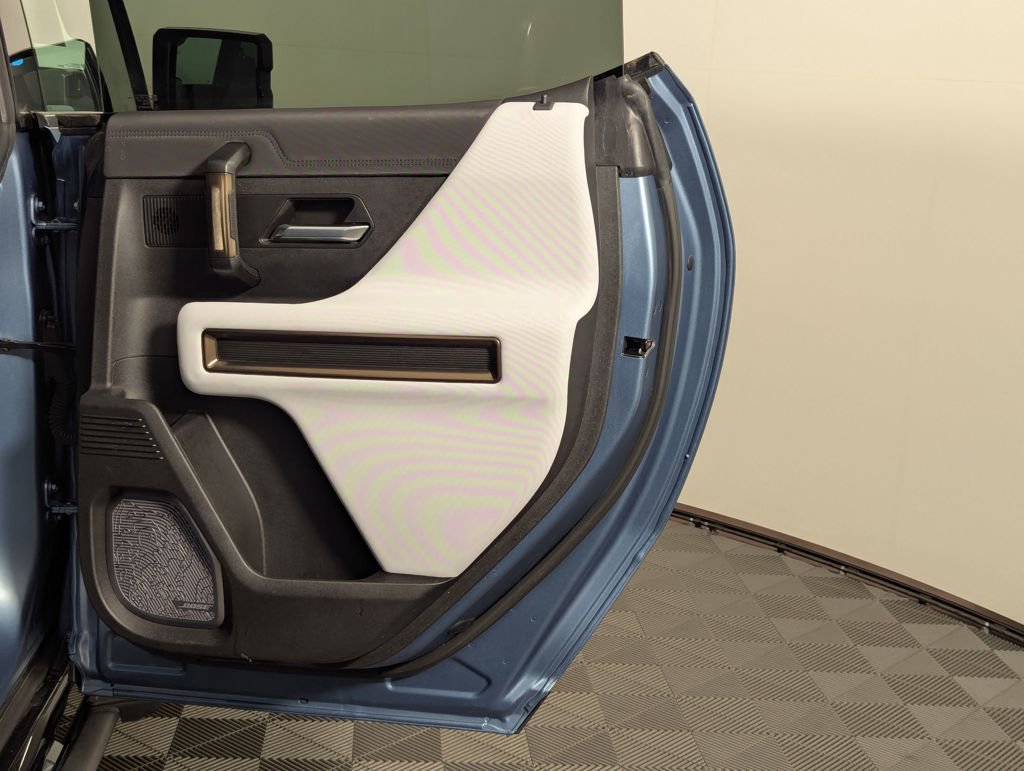 Used 2024 GMC Hummer EV 3X w/ Omega Edition image 93