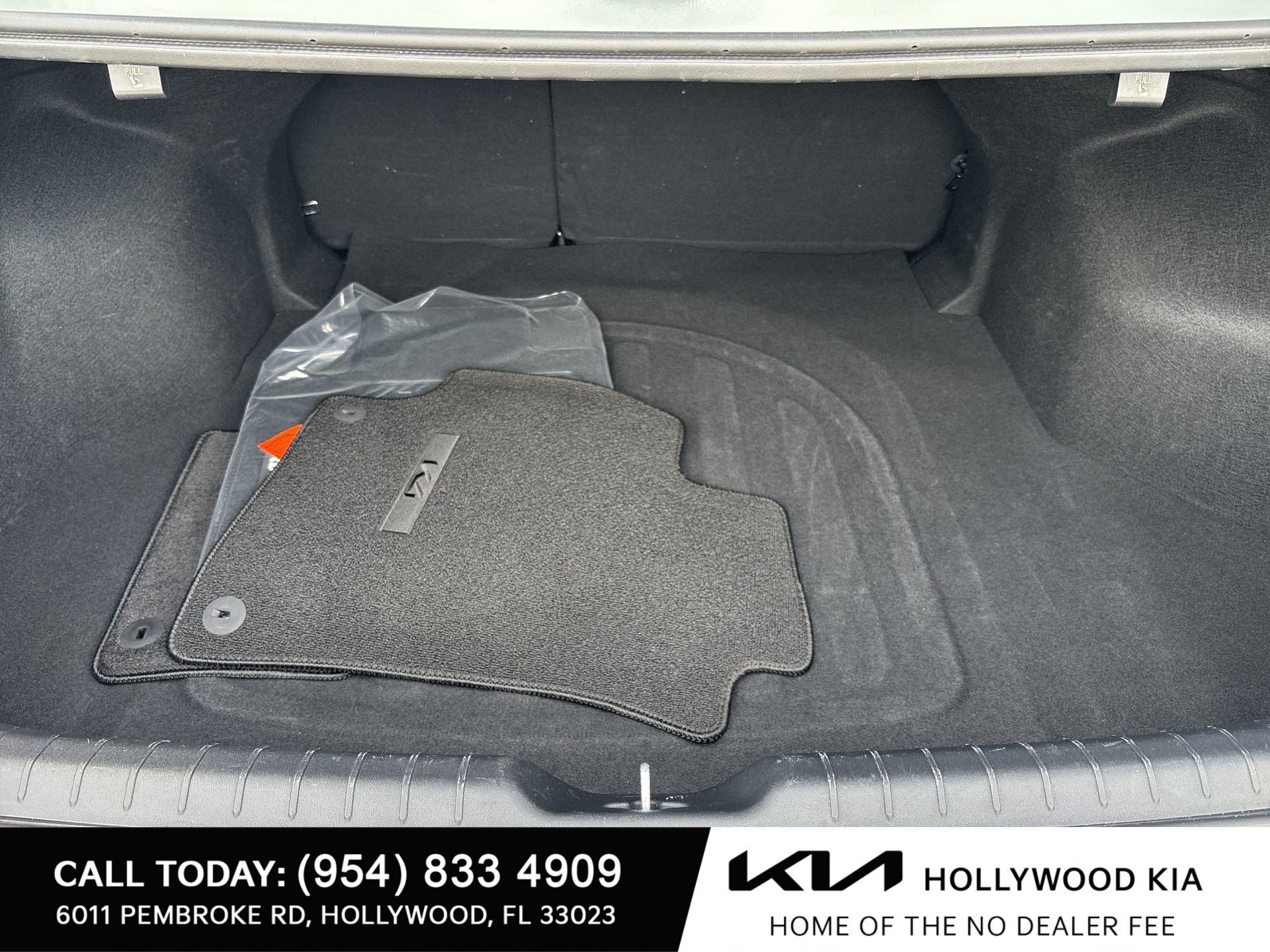 Used 2025 Kia K4 EX FWD image 19