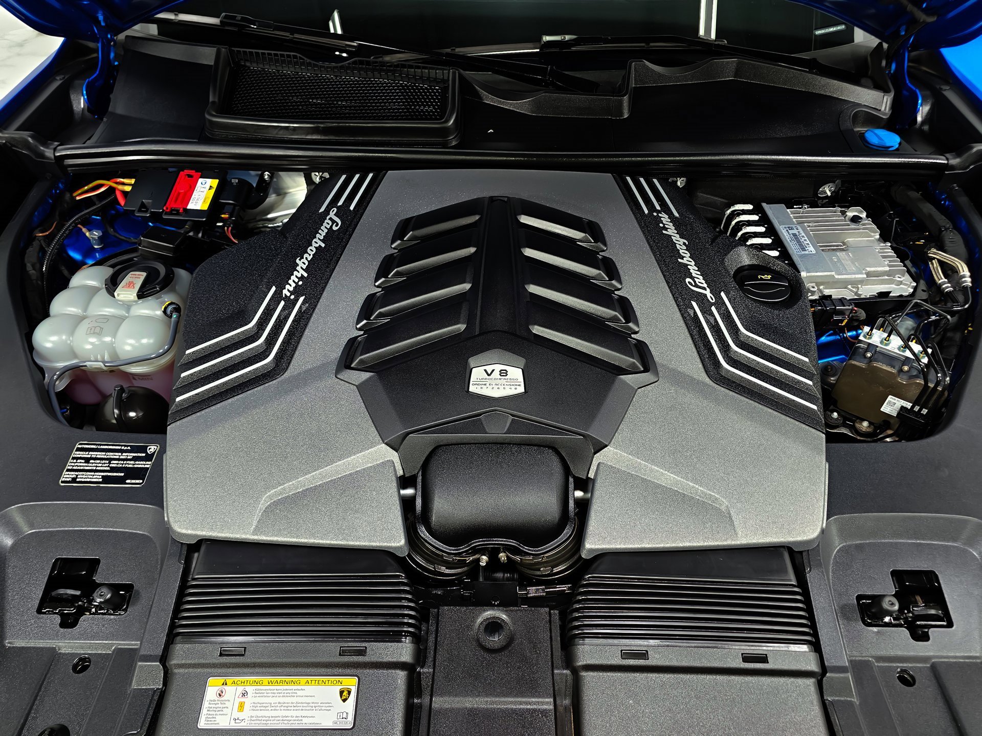 Used 2021 Lamborghini Urus image 40