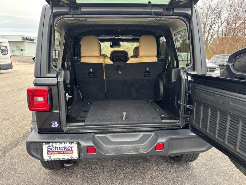 Used 2019 Jeep Wrangler Unlimited Sahara w/ Dual Top Group image 4