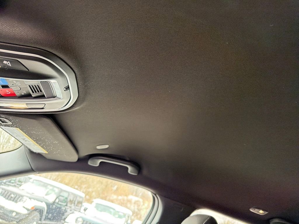 New 2025 Jeep Grand Cherokee Laredo image 20