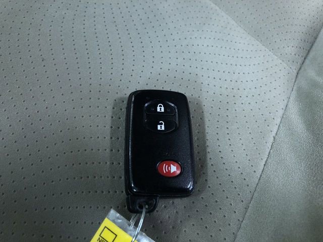 Used 2011 Toyota Prius Two image 31