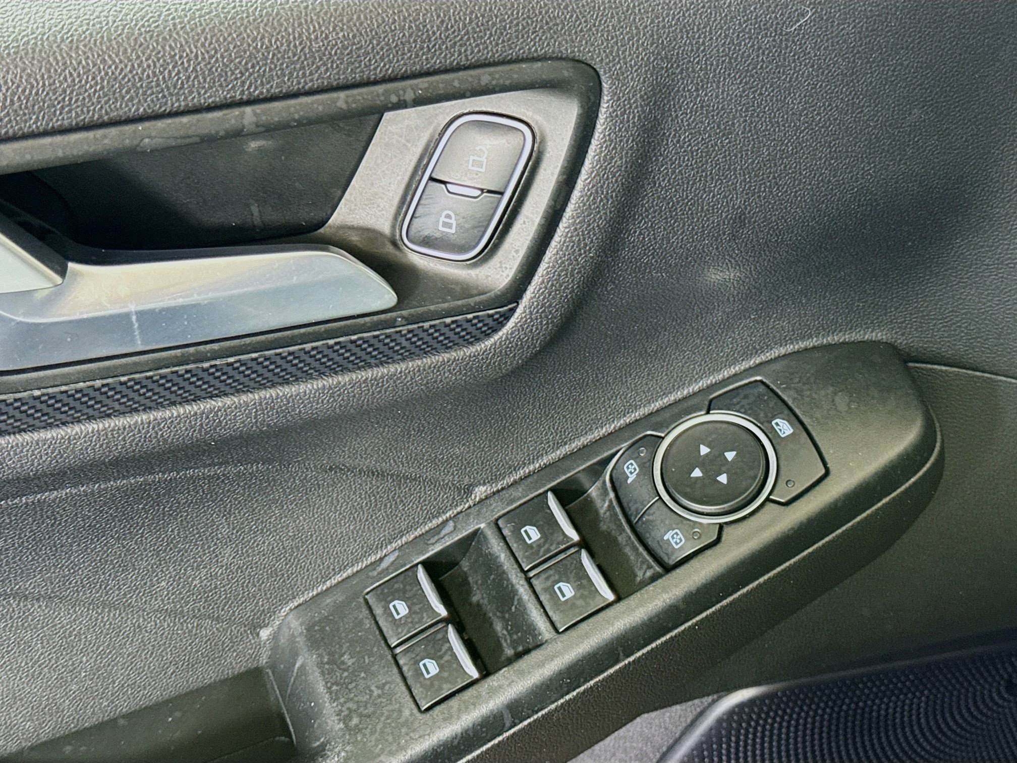 Used 2024 Ford Escape ST-Line image 24