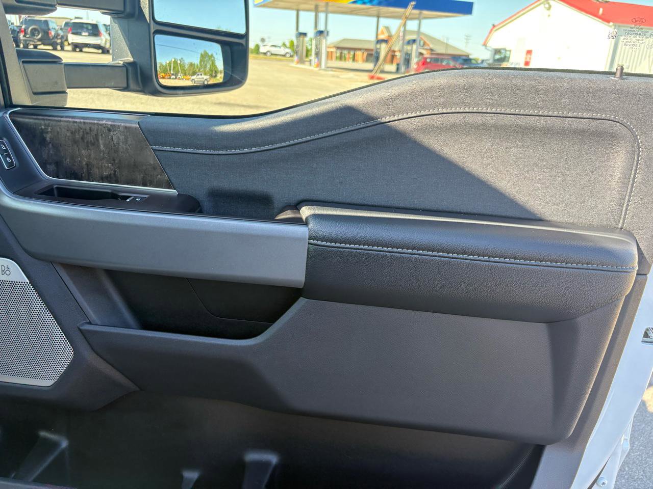 Used 2023 Ford F350 Lariat w/ Lariat Ultimate Package image 51